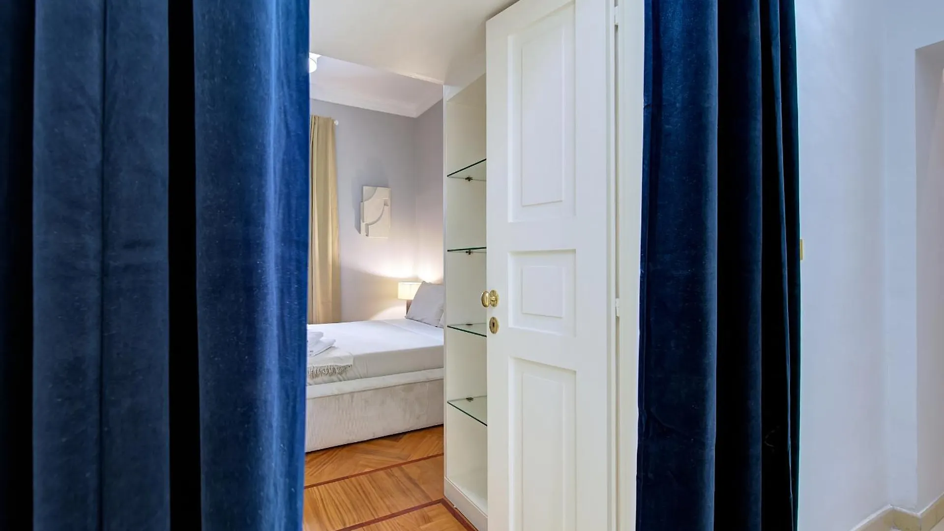 Irex Shining Apartment Near Colosseo Rome