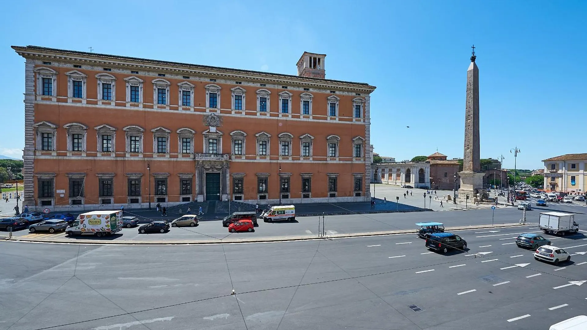 Irex Shining Apartment Near Colosseo Rome