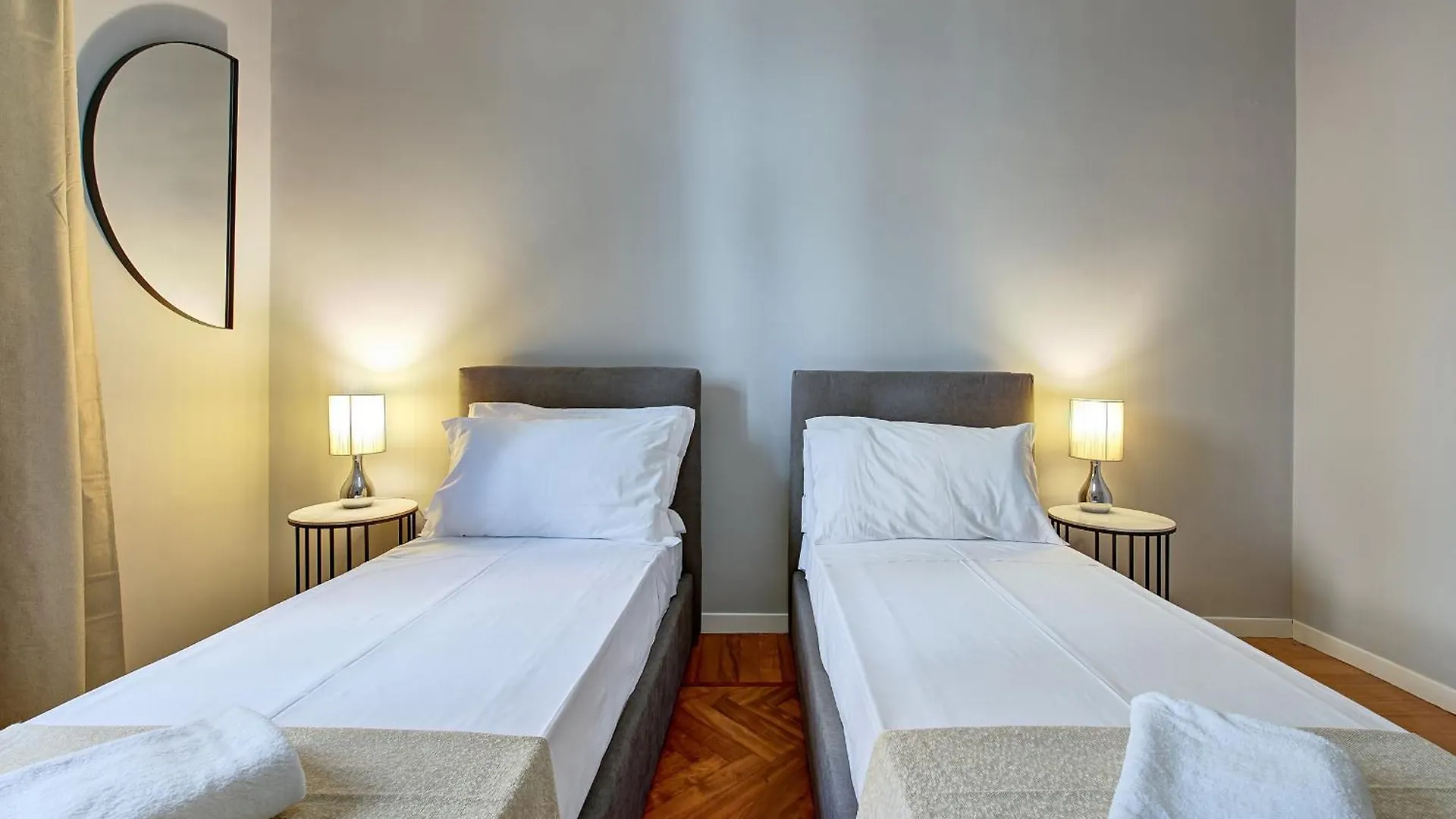 Irex Shining Apartment Near Colosseo Rome
